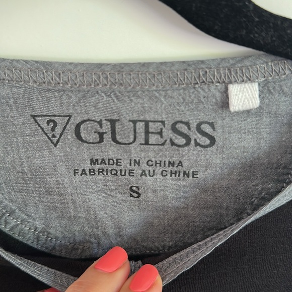Guess Black Long Sleeve Henley Shirt Size Small - Picture 3 of 6